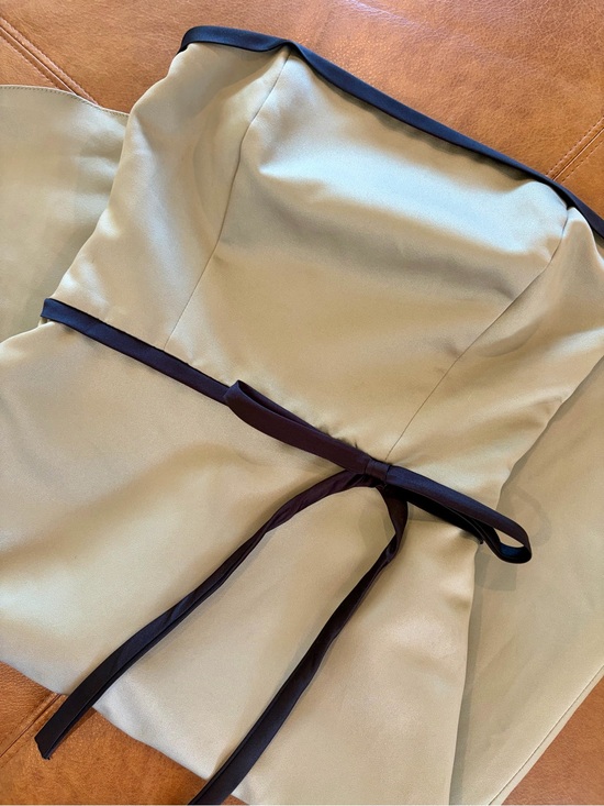Joanie G. Dresses & Skirts - Vintage Joanie G. Strapless Sage Green Dress Size 2 Black Trim Waist Tie